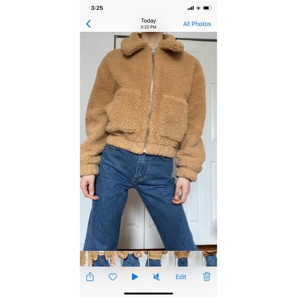 Urban Outfitter Teddy Jacket in honey - Picture 5 of 6